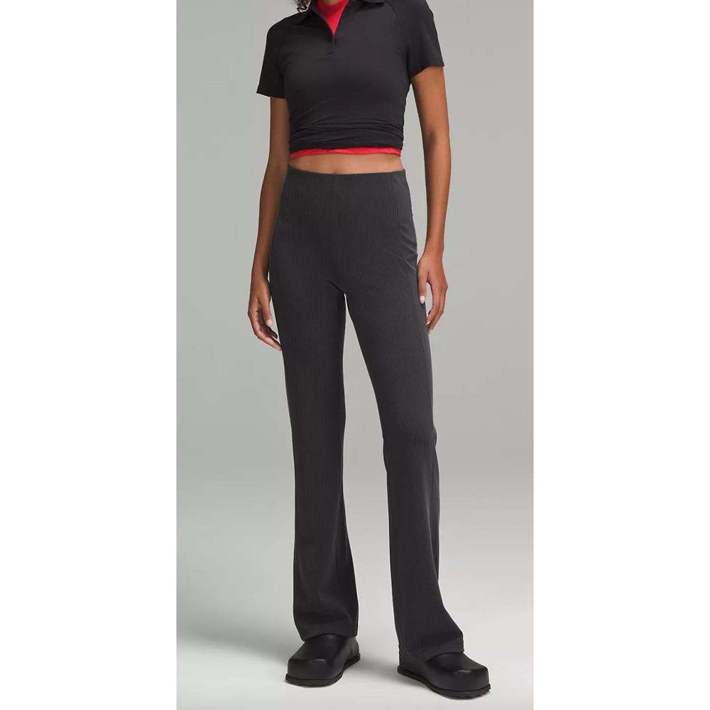 Lululemon Softstream Flared Ribbed Pants Womens 4 Gray‎ Yoga Workout Travel Gym